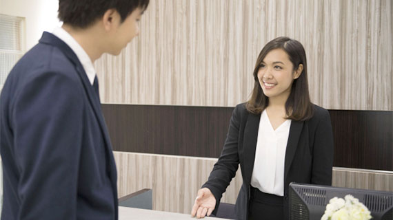 車の名義変更のやり方とは 手続きに必要な書類や費用についても解説