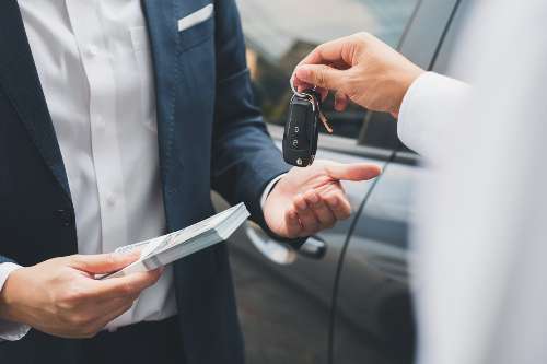 車買取業者と値段交渉したほうがいい 交渉ポイントを徹底解説 ズバット 車買取
