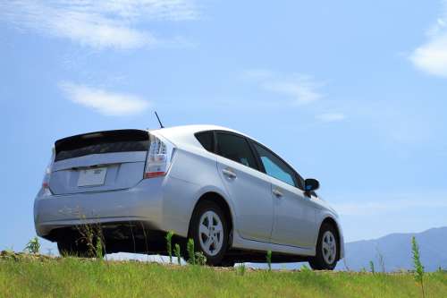 愛車を高く売りたいなら 5月gw明けから6月 の好機を逃すな ズバット 車買取